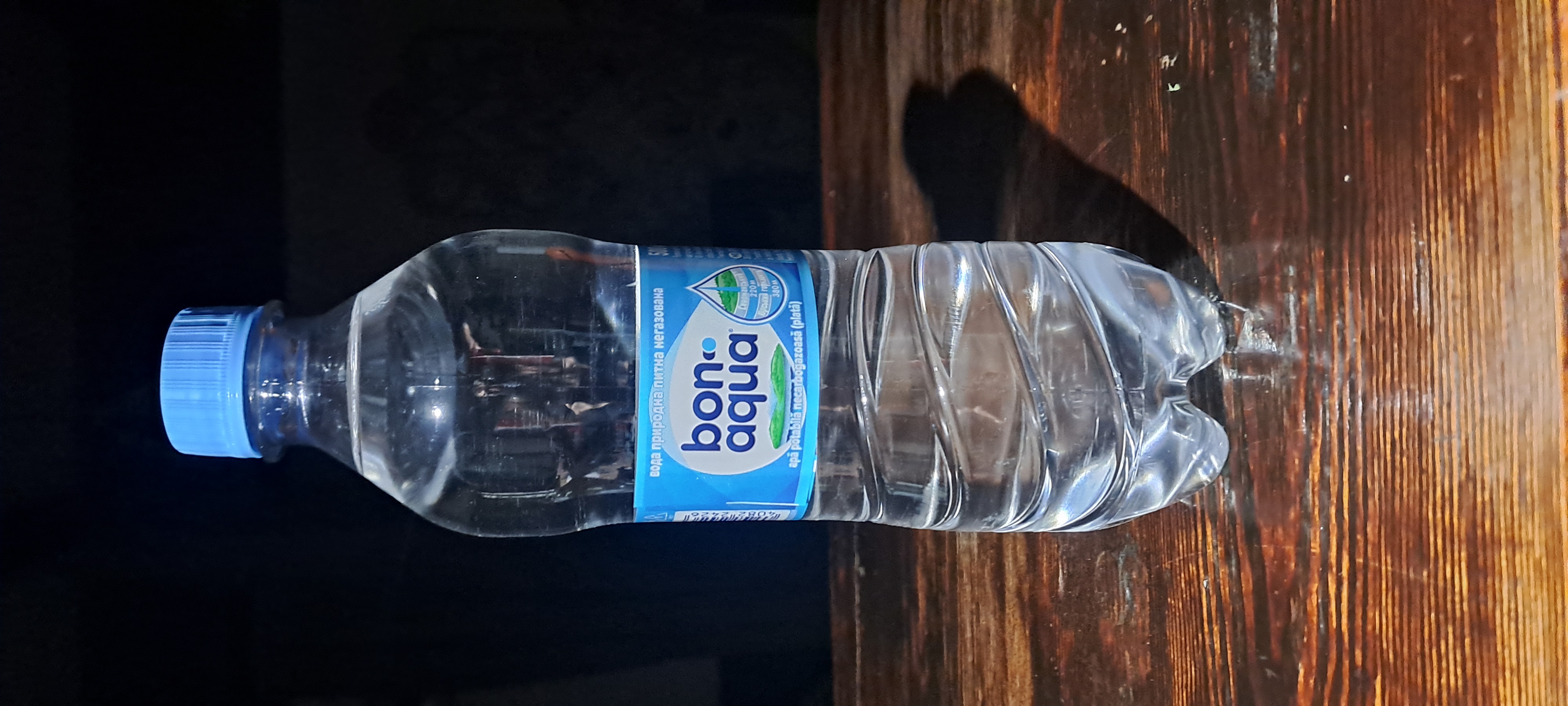 Бонаква не газована